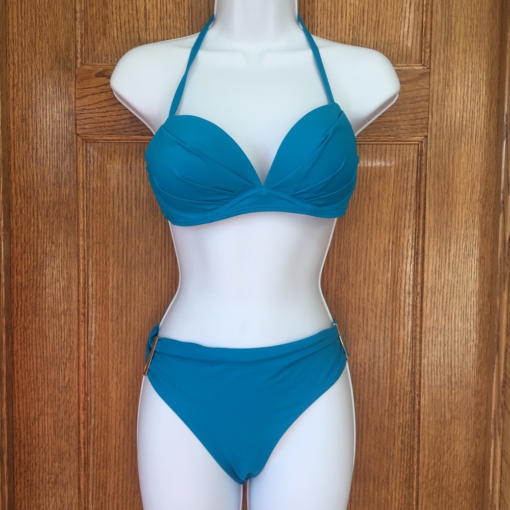 Victoria’s Secret bathing suit 34B top L bottom